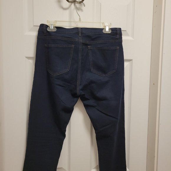 Jeans - Picture 3 of 3